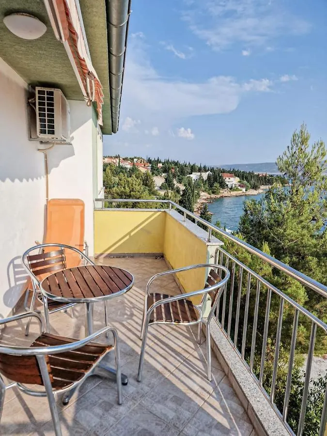 See Paradise Starigrad Paklenica Apartment
